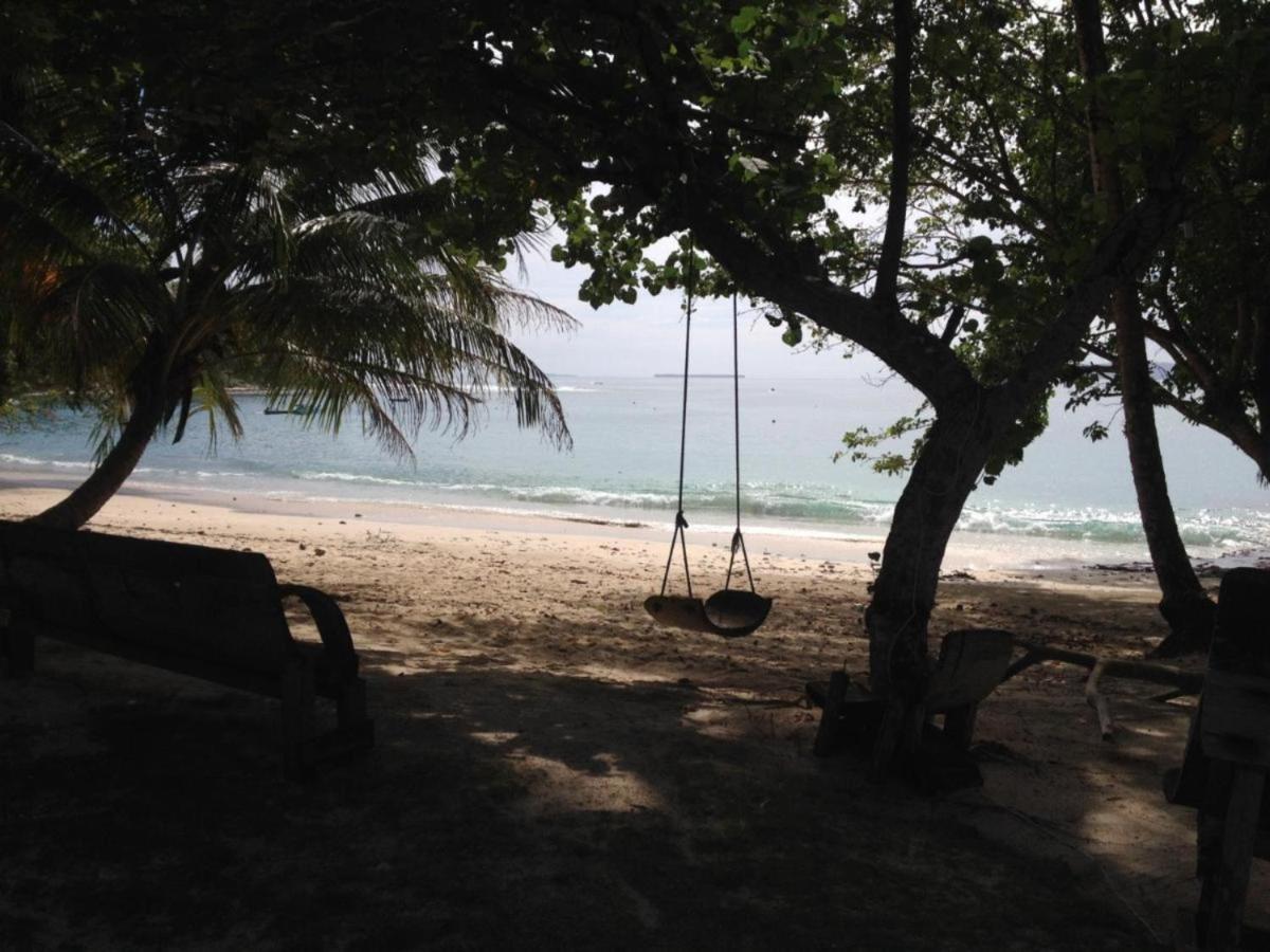 Surf Homestay Katiet Buitenkant foto